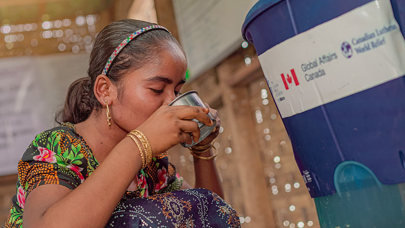 52309596272-7dee11924e-c