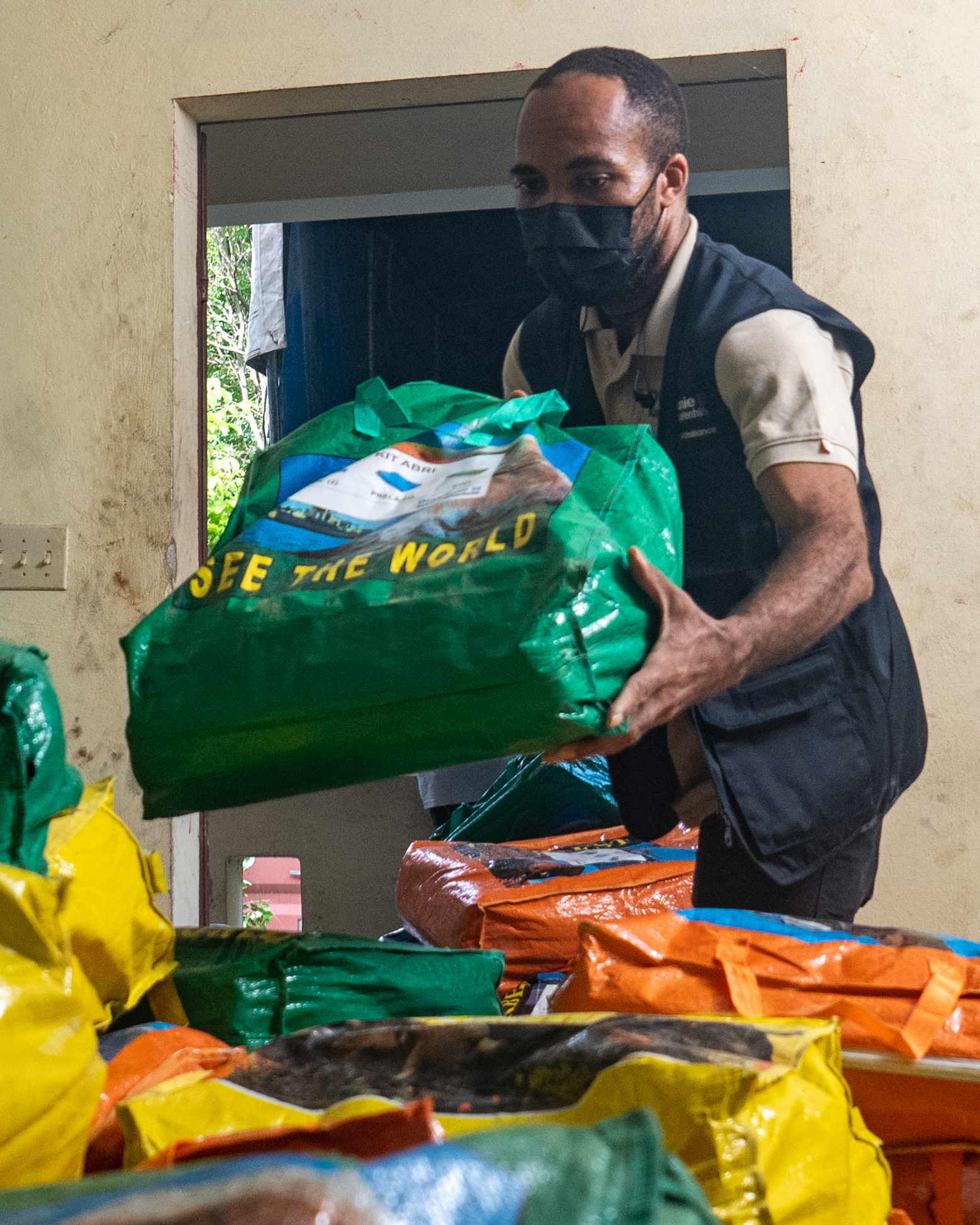 haiti-distribution-2